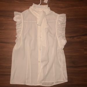 🆕 NY&CO Sheer white blouse